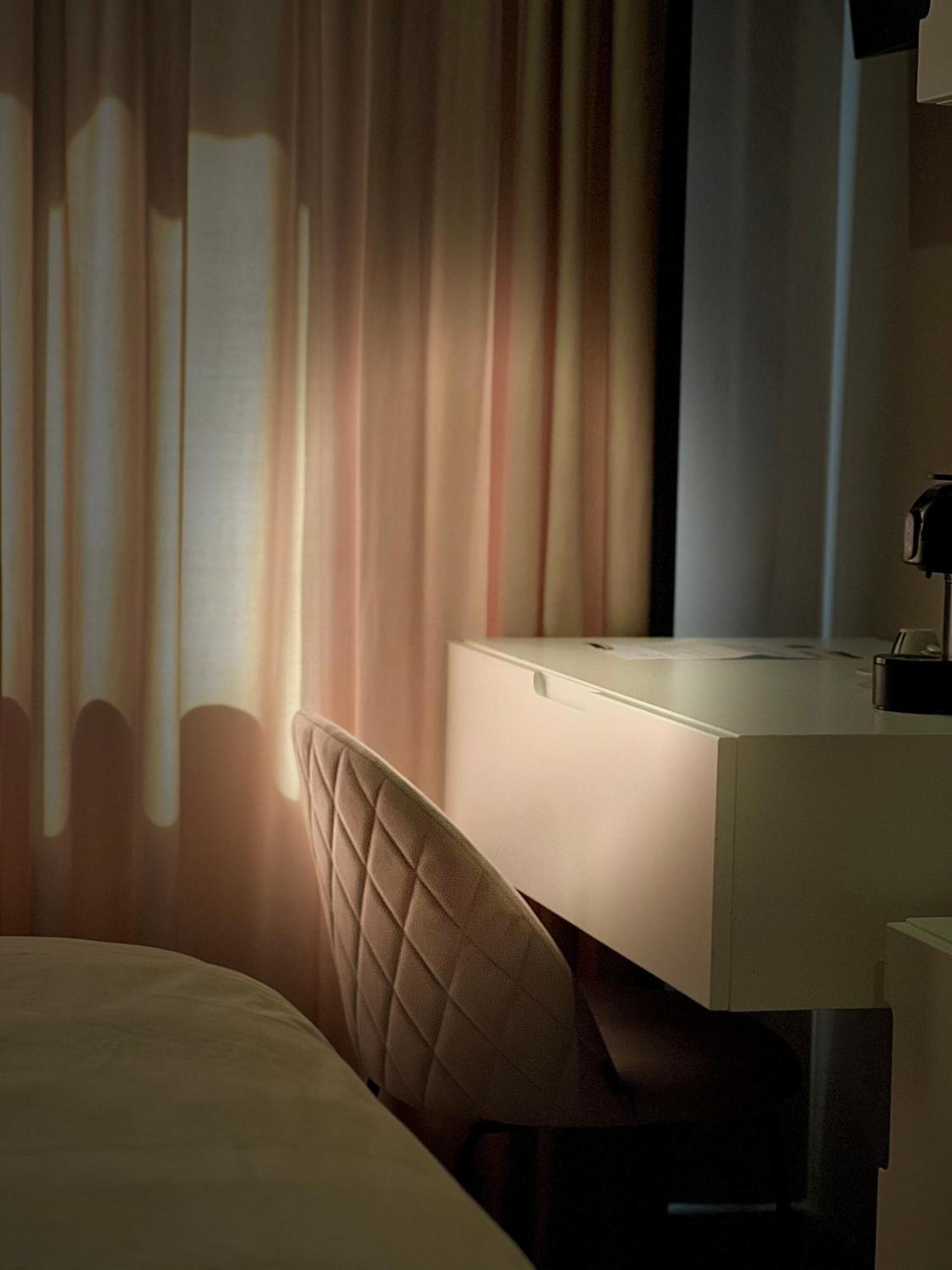 Rex Hotel Boutique 티라나 외부 사진