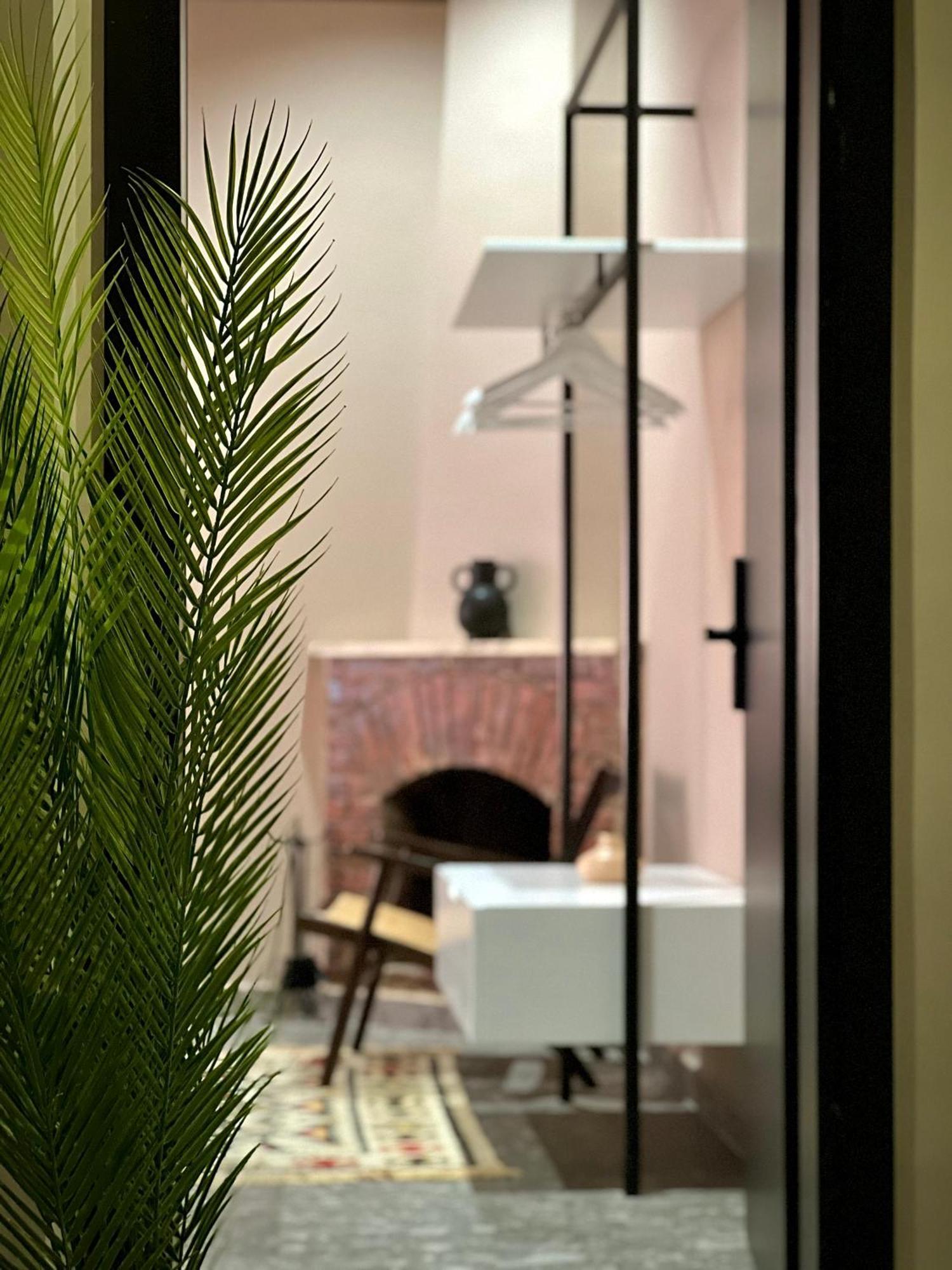 Rex Hotel Boutique 티라나 외부 사진