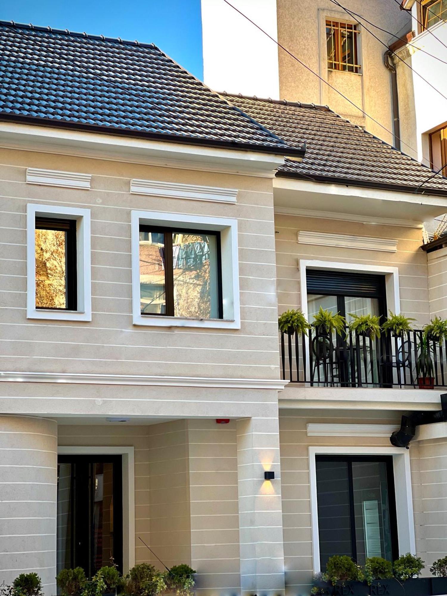 Rex Hotel Boutique 티라나 외부 사진